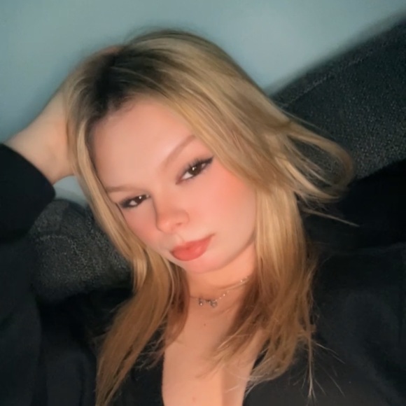emilythepeanut1